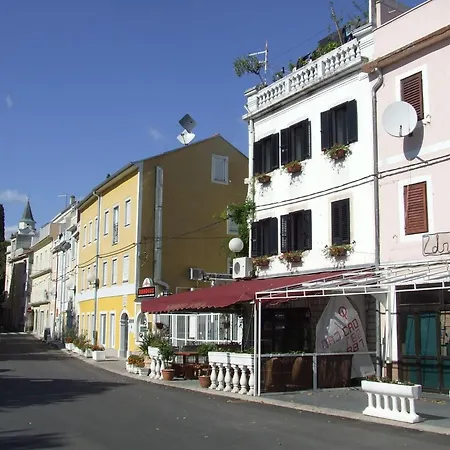 Apartament Helle In Mit Terrasse By Interhome