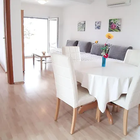 Helle In Mit Terrasse By Interhome