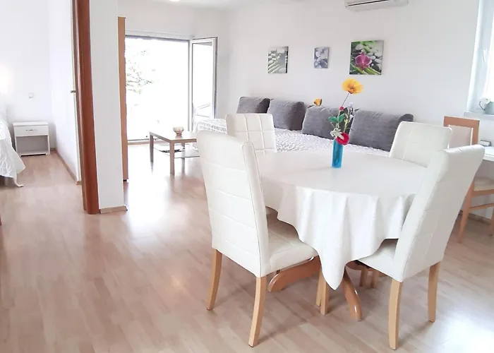 Helle In Mit Terrasse By Interhome