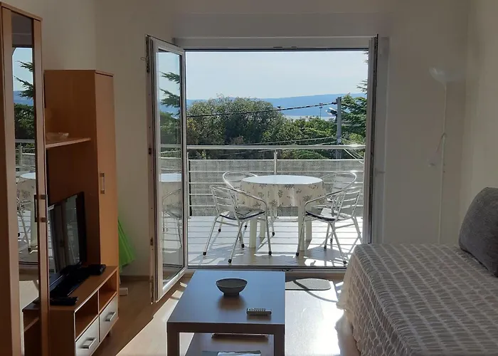 Helle In Mit Terrasse By Interhome Διαμέρισμα Selce