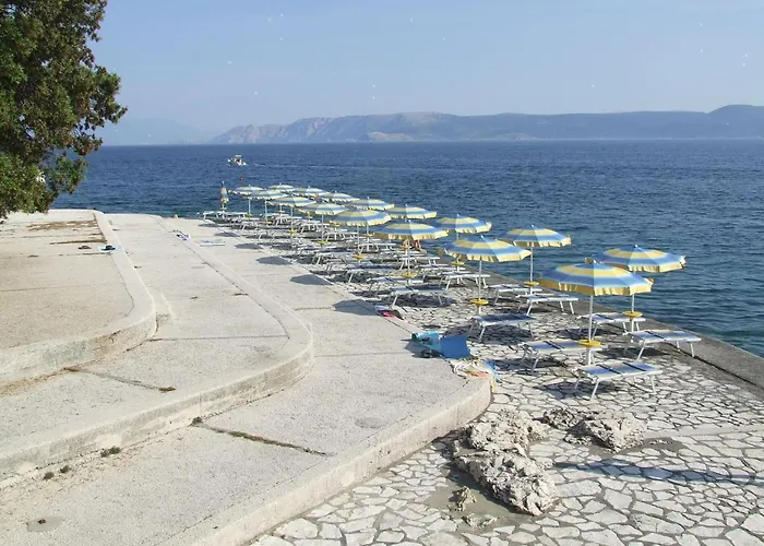 Διαμέρισμα Helle In Mit Terrasse By Interhome Selce