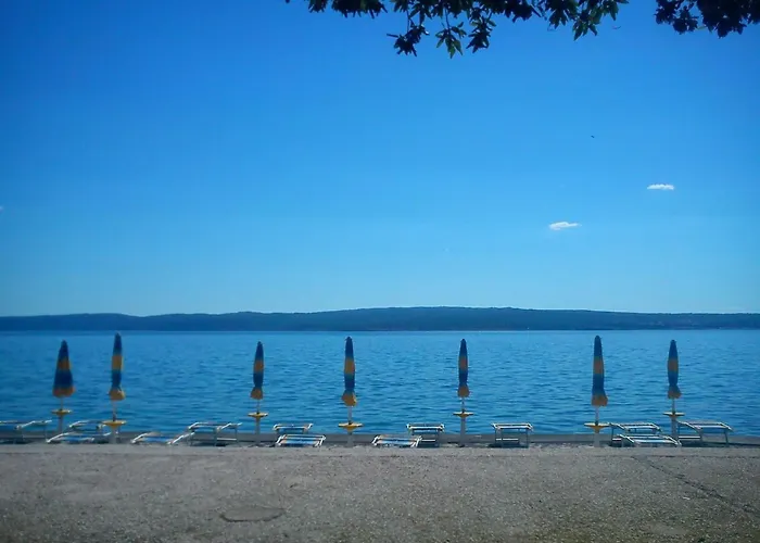 Helle In Mit Terrasse By Interhome * Selce