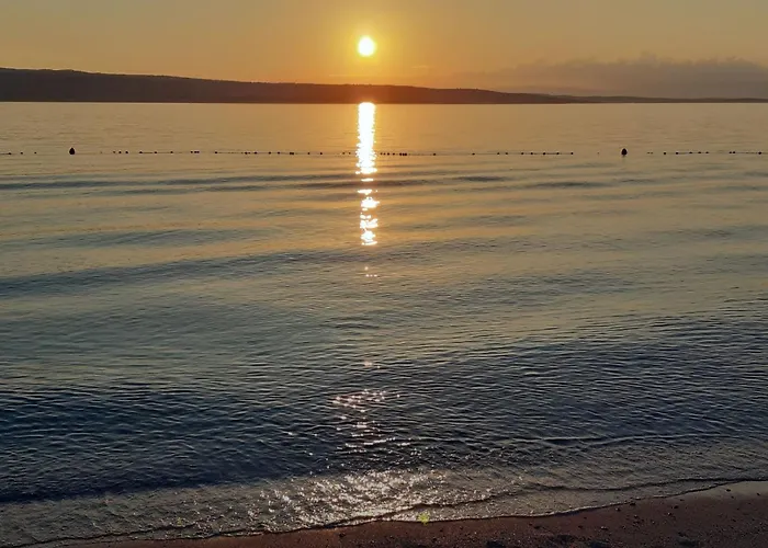 Helle In Mit Terrasse By Interhome Διαμέρισμα *